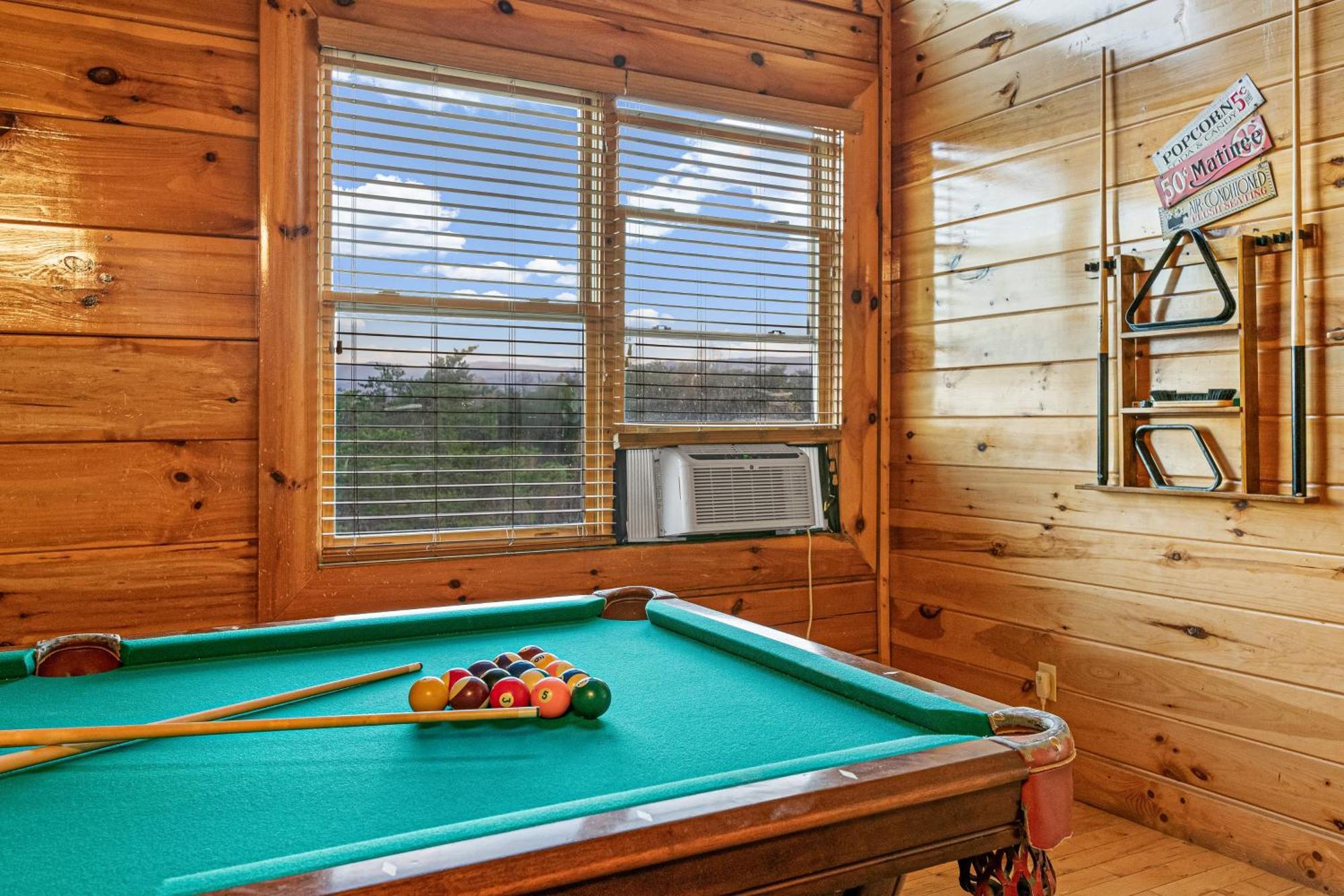 Knotty By Nature Sevierville Exterior foto